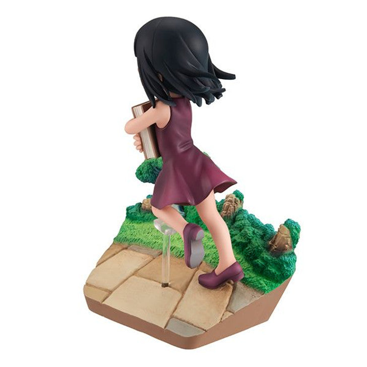 Young Nico Robin running joyfully in the RUN!RUN!RUN! figure from the One Piece G.E.M. Series.