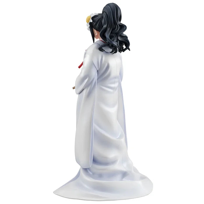 Hinata Hyuga Gals Series figure in wedding kimono with gentle smile.