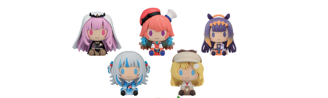 Hololive mini-figures featuring popular VTubers in chibi-style designs arranged together.