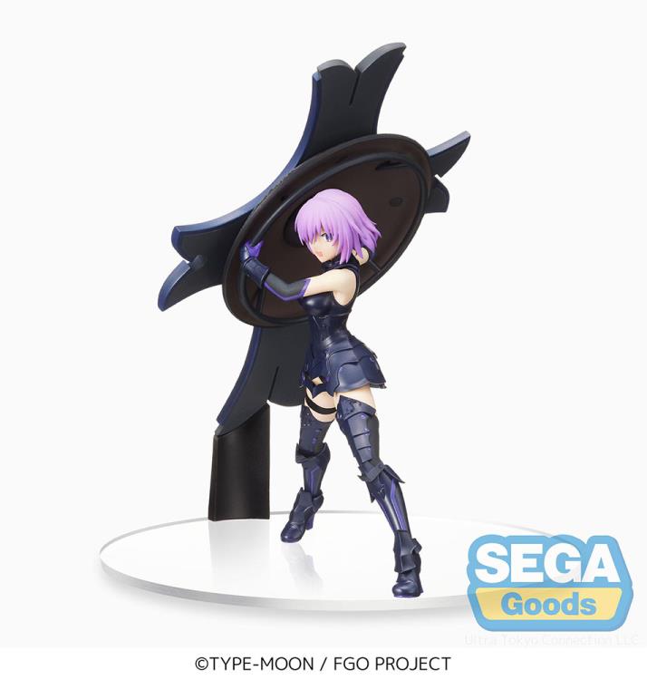  Mash Kyrielight figure holding her shield, dynamic battle-ready stance from Fate/Grand Order.