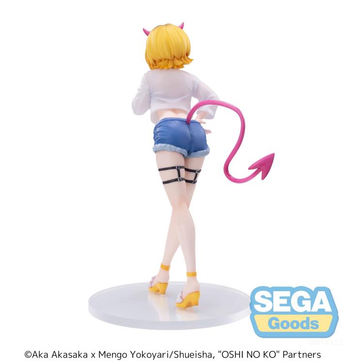 Mem-Cho Luminasta figure from Oshi No Ko, smiling in idol outfit with dynamic pose.