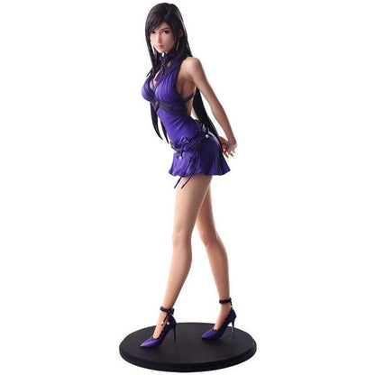 Tifa Lockhart figure in her elegant blue Kleid dress from Final Fantasy VII Remake Static Arts series.