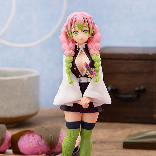 Kanroji Mitsuri Pop Up Parade figure from Demon Slayer, with bright hair and confident smile.