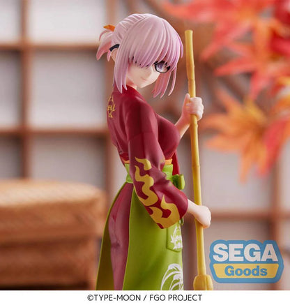Mash Kyrielight SPM figure from Fate/Grand Order, posed with kimono and cleaning brush.
