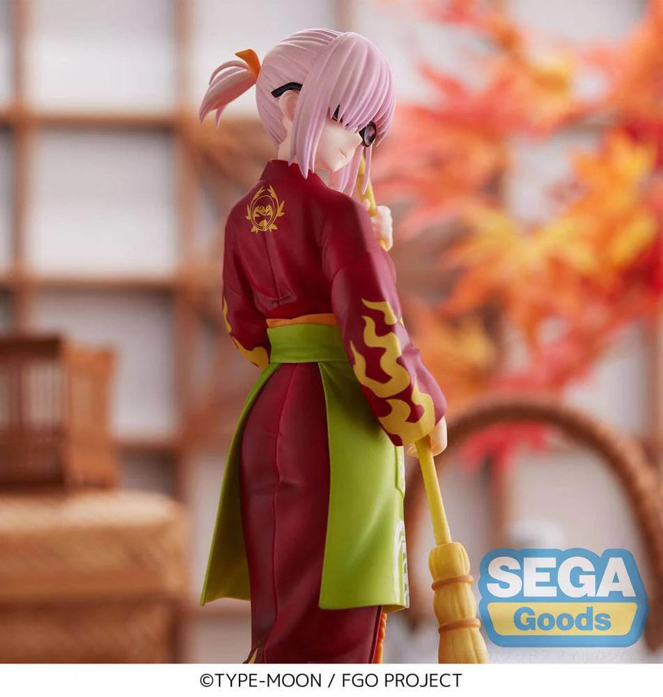 Mash Kyrielight SPM figure from Fate/Grand Order, posed with kimono and cleaning brush.