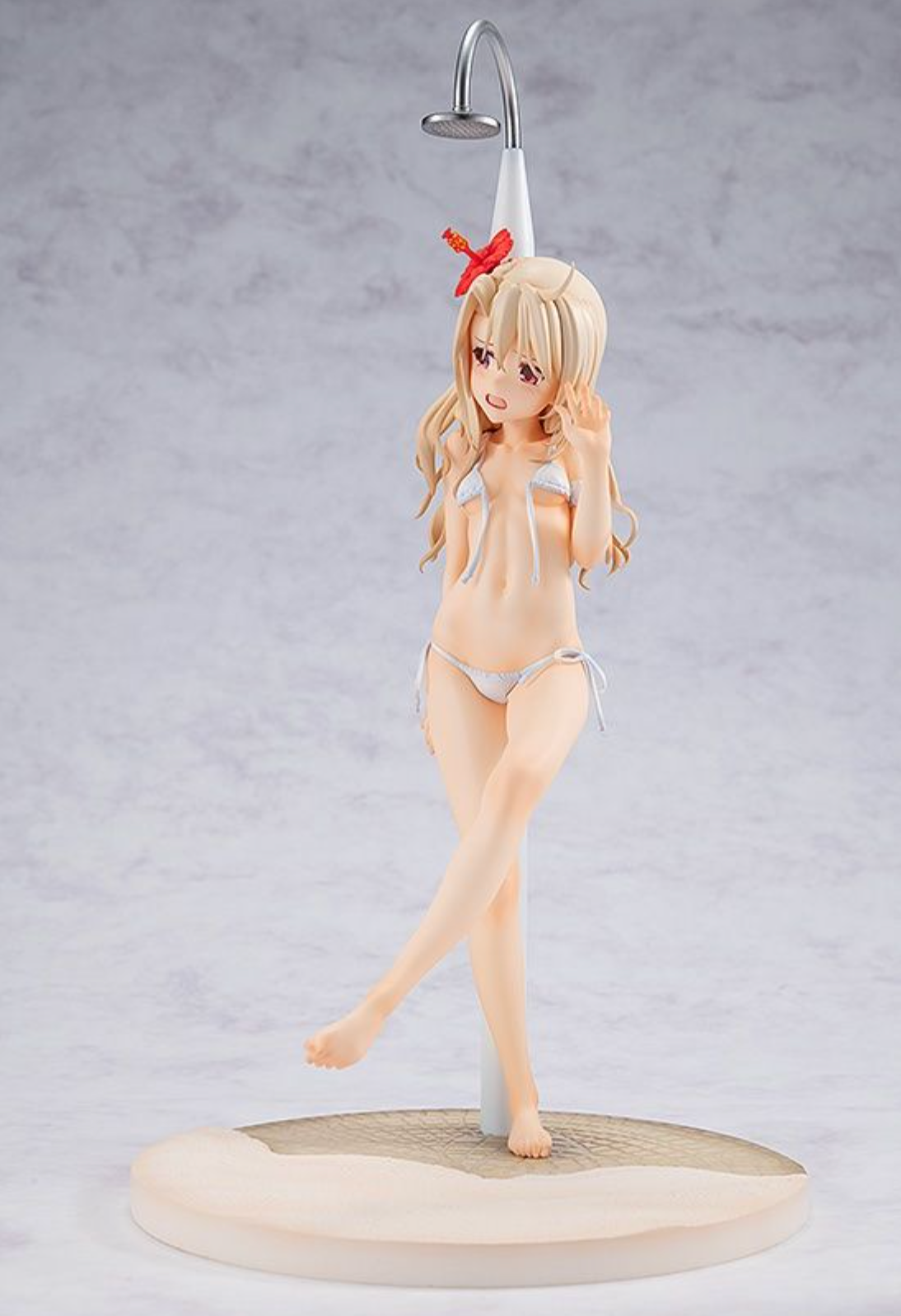  Illyasviel von Einzbern bikini version figure in a cute summer pose from Prisma Illya.