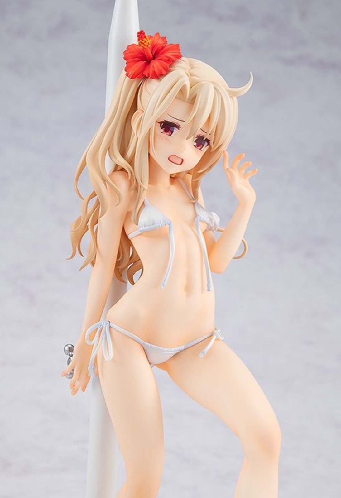  Illyasviel von Einzbern bikini version figure in a cute summer pose from Prisma Illya.