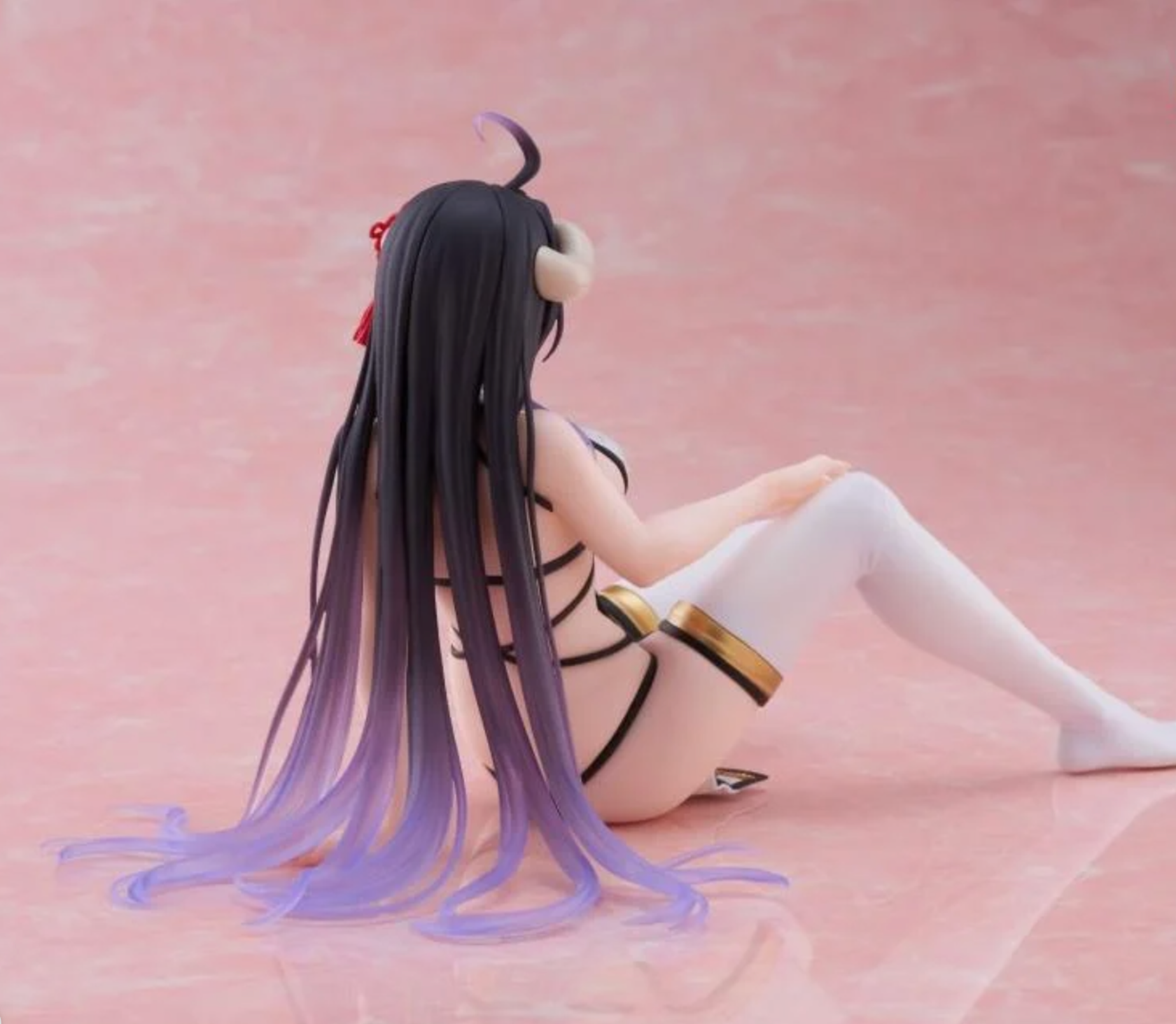 Overlord Albedo (Chinese Dress Ver.) Desktop Cute Figure featuring Albedo in an elegant Chinese-style dress