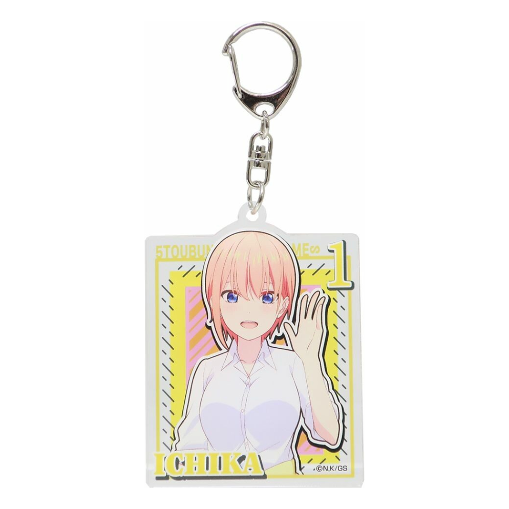 Show your love for The Quintessential Quintuplets with the Acrylic Keychain - Ichika Nakano A! Featuring a beautifully designed acrylic charm of Ichika Nakano, this keychain is perfect for attaching to bags, pouches, or adding to your collection.