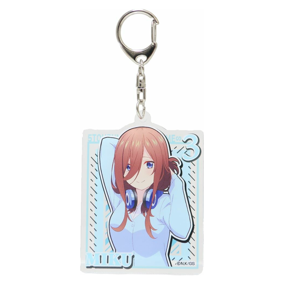 Show your love for The Quintessential Quintuplets with the Acrylic Keychain - Miku Nakano A! Featuring a beautifully designed acrylic charm of Miku Nakano, this keychain is perfect for attaching to bags, pouches, or adding to your collection.