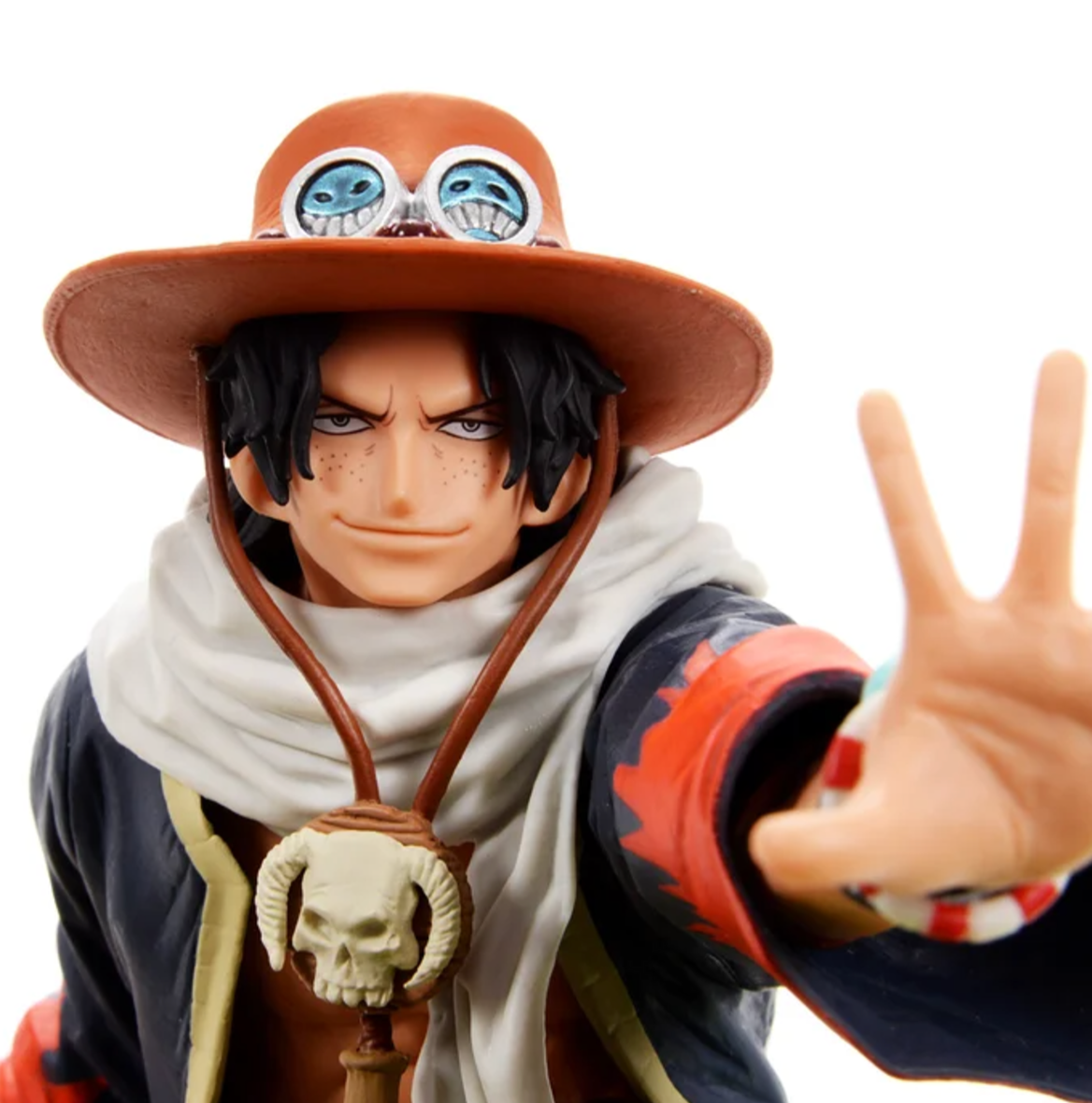 ONE PIECE Portgas D-Ace III Figure (King of Artist) collectible at Mini Akihabara