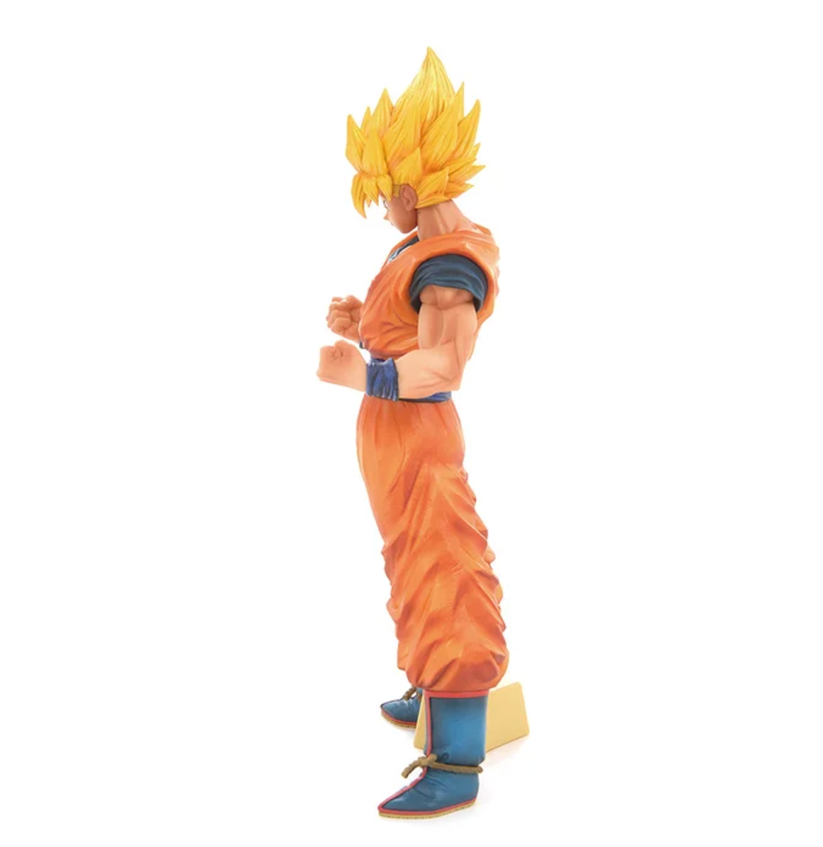 Dragon Ball Z Grandista Resolution of Soldiers Son Goku 11-inch figure with stand, highlighting Goku’s intense energy and iconic personality, available at Mini Akihabara.