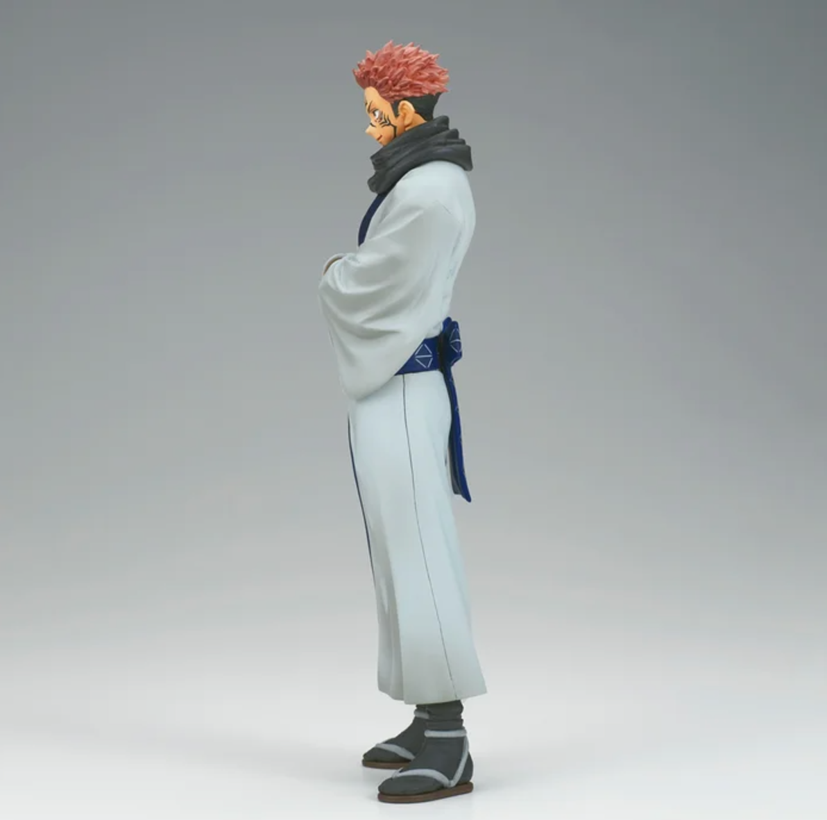 Jujutsu Kaisen King of Artist Sukuna 8.3-inch figure by Banpresto, featuring Sukuna in his iconic robes, available at Mini Akihabara.