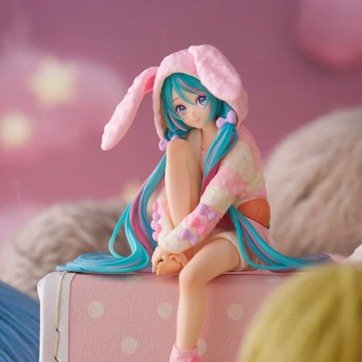 Hatsune Miku - Hatsune Miku Bunny Ear Pajama Figure - FuRyu,Adorable Hatsune Miku figure in bunny ear pajamas by FuRyu showcasing her playful charm and cozy design.