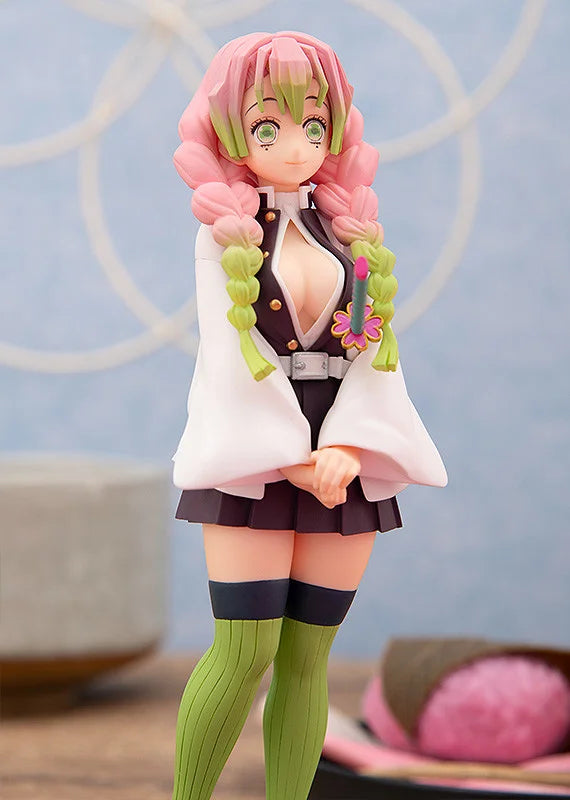Kanroji Mitsuri Pop Up Parade figure from Demon Slayer, with bright hair and confident smile.