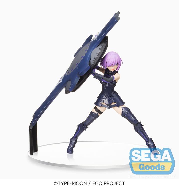  Mash Kyrielight figure holding her shield, dynamic battle-ready stance from Fate/Grand Order.